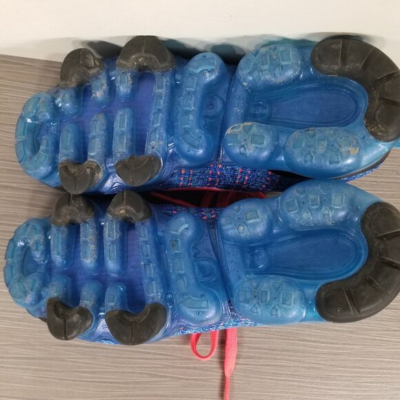 Nike Air VaporMax Flyknit 3 Sneaker, Black & Blue Mesh, Big Kid Size 3.5 / 35.5 - Picture 11 of 12